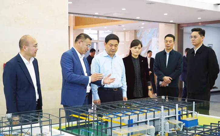 徐州市经开区党工委书记陈堂清率队走访调研瑞马智能